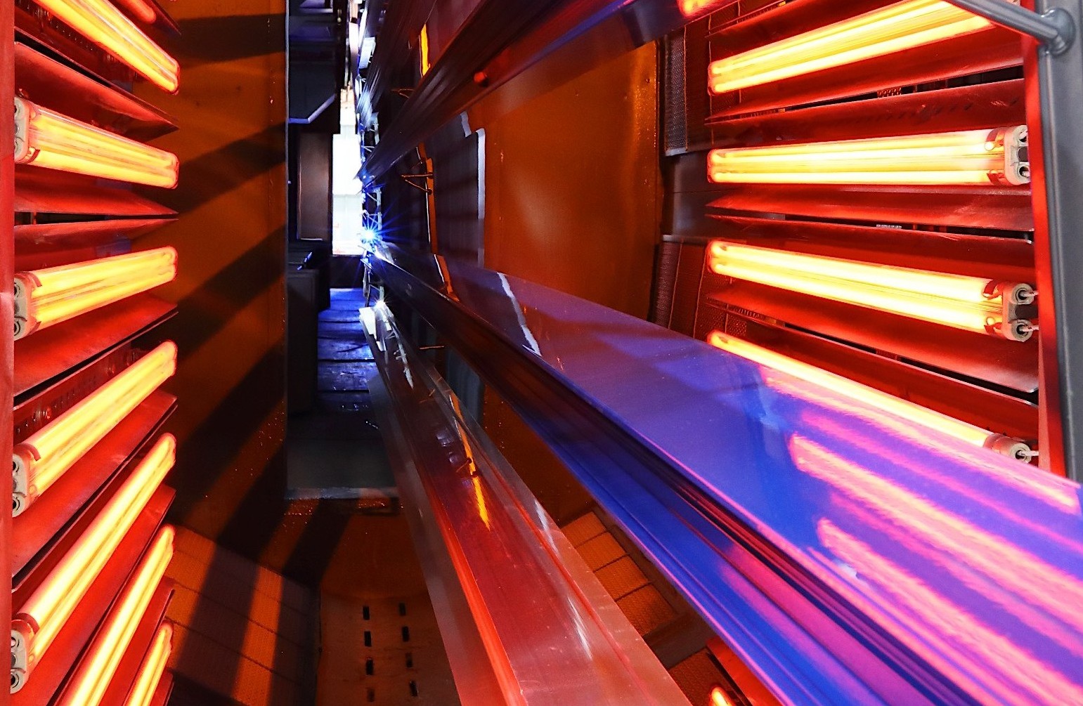 Infrared Infrared lamps drying coating on metal surface